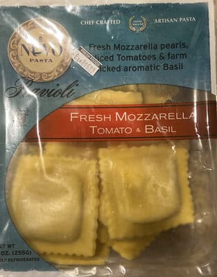 Fresh Mozzarella Tomato & Basil Ravioli