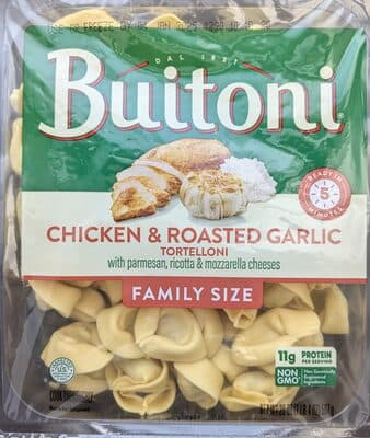 Chicken & roasted garlic tortelloni with chicken, parmesan, ricotta, & mozzarella cheeses