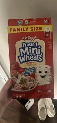 Frosted Mini-Wheats Strawberry