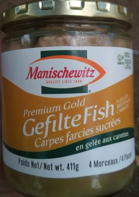 Gefilte fish with carrots