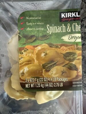 Spinach and cheese ravioli