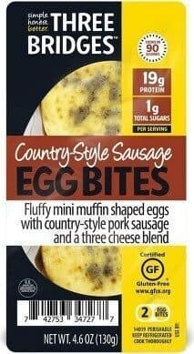 Fluffy mini muffin shaped eggs with country style