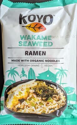 Wakame seaweed ramen noodles, wakame seaweed