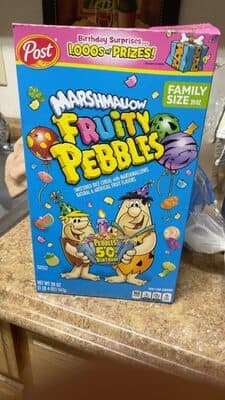 Marshmallow fruity pebbles